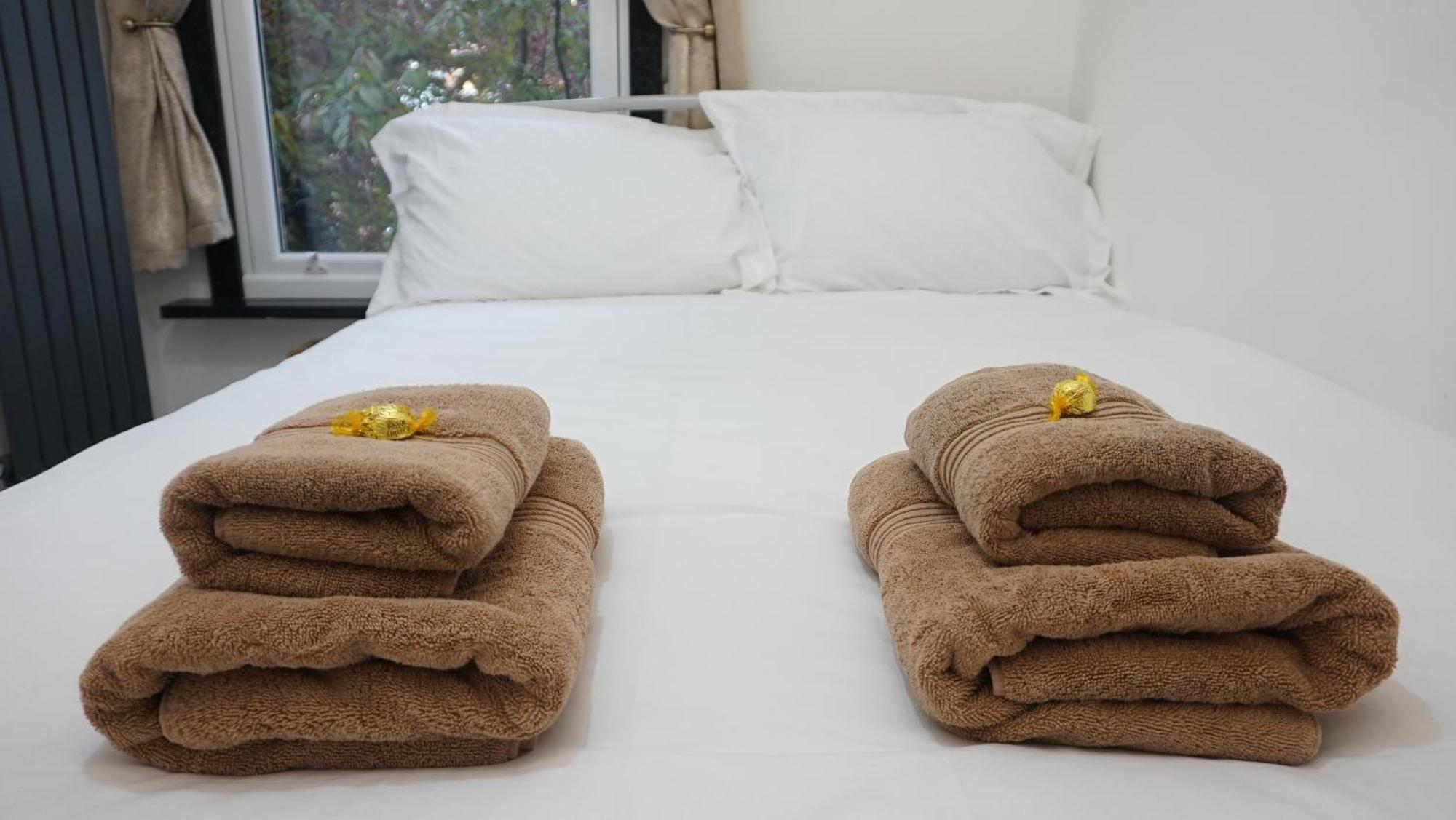 Beautiful London Home Sleeps 6, 2 Minutes To Metro 外观 照片